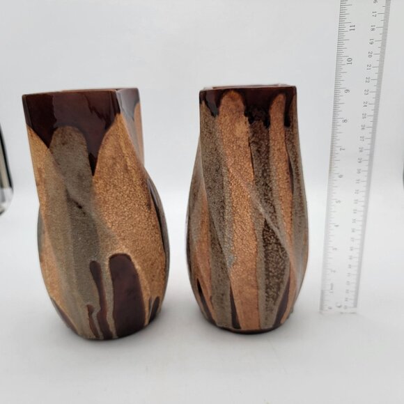 Pair of Royal Haeger Pottery Lava Drip Twist Vases - Picture 9 of 9